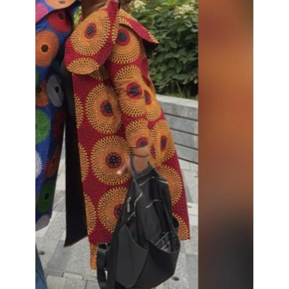 Kweenzyafrik  Vintage Luxury Ankara floral patterned studded cape open jacket S - Picture 5 of 16